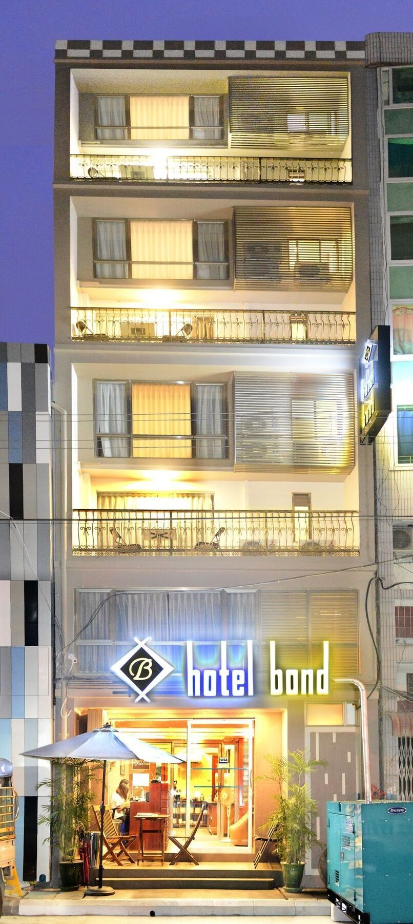 Hotel Bond Γιανγκόν Εξωτερικό φωτογραφία